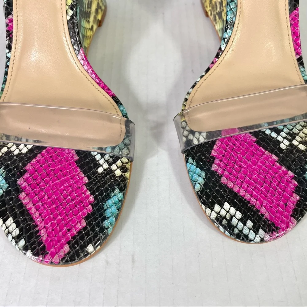 VINCE CAMUTO STASSIA WEDGE SANDAL